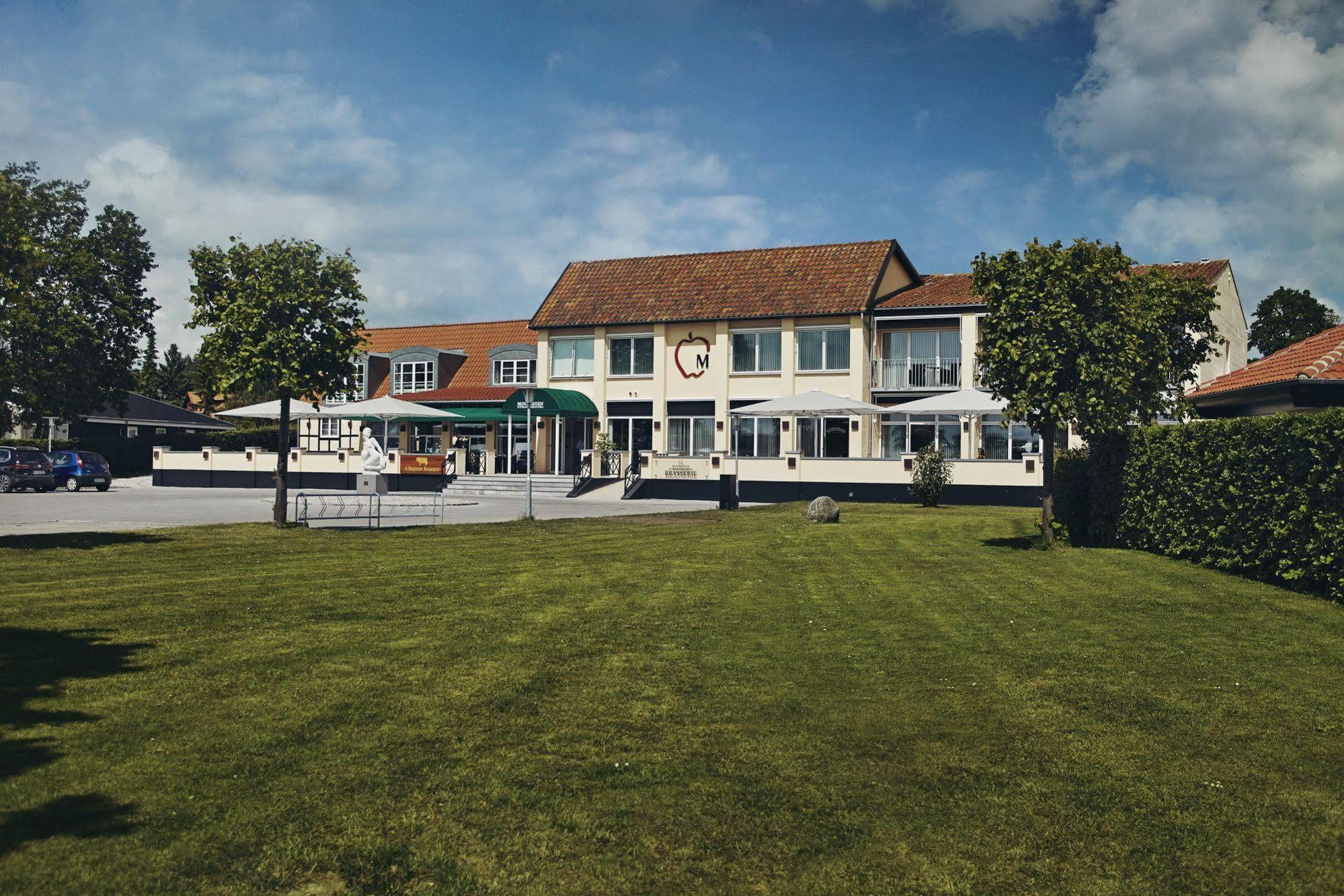 Molskroen Strandhotel 에벨토프트 외부 사진